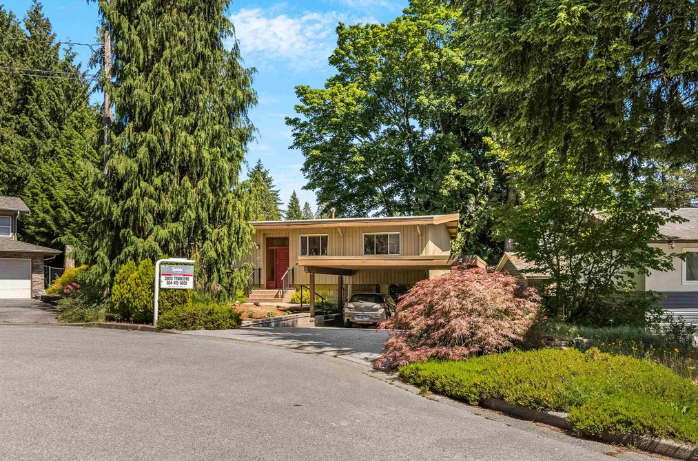 423 WINONA STREET, Coquitlam BC V3K 5A5, Coquitlam BC — Residential for Sale - Photo 2