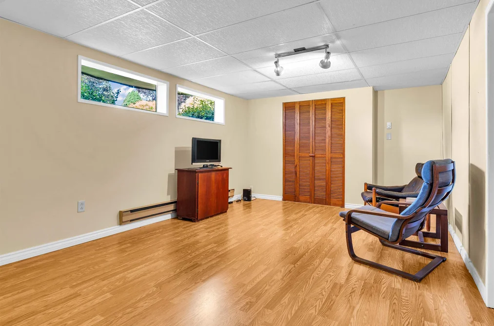423 WINONA STREET, Coquitlam BC V3K 5A5, Coquitlam BC — Residential for Sale — Photo 27 of 28