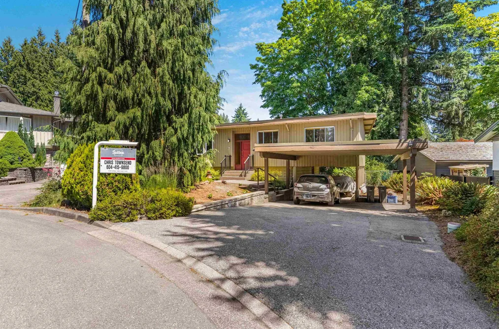 423 WINONA STREET, Coquitlam BC V3K 5A5, Coquitlam BC — Residential for Sale — Photo 3 of 28