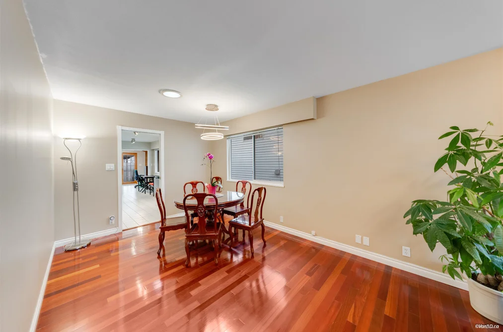 4230 UNION STREET, Burnaby BC V5C 2X4, Burnaby BC — Residential for Sale — Photo 5 of 23