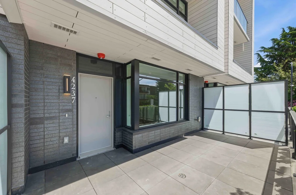 Townhouse for sale at 4237 Maywood Street Burnaby British Columbia - MLS: R3127125