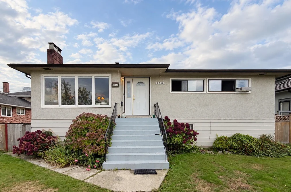 House for sale at 4238 Price Crescent Burnaby British Columbia - MLS: R3167976
