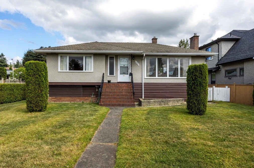 4241 GRETA STREET, Burnaby BC V5J 1N7, Burnaby BC — Residential for Sale - Photo 2