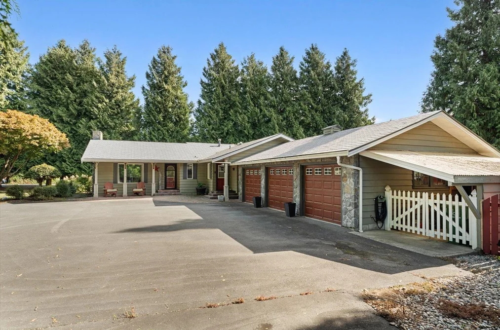 House for sale at 42420 Adams Road Sardis - Greendale British Columbia - MLS: R3165420