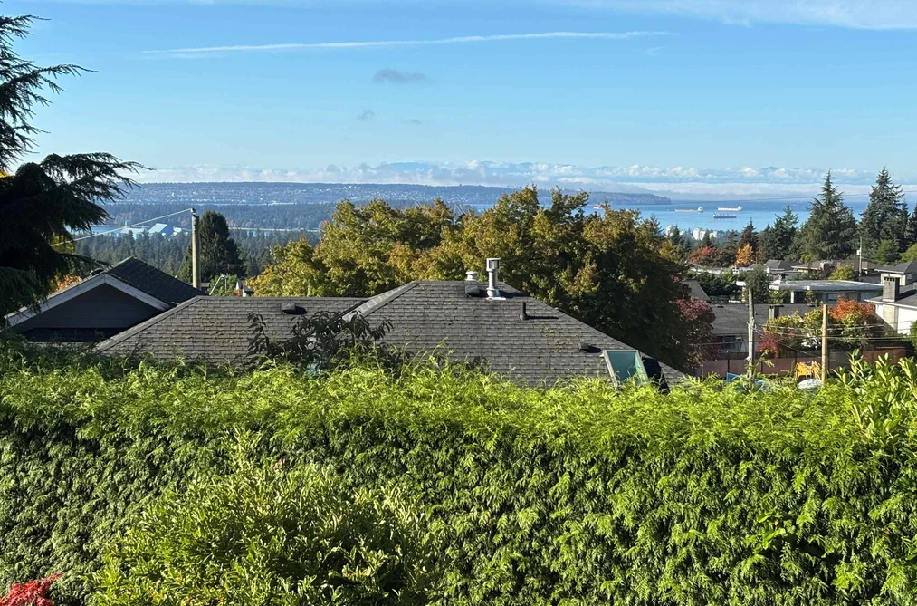4243 Delbrook Ave, North Vancouver, BC - MLS: R3172302