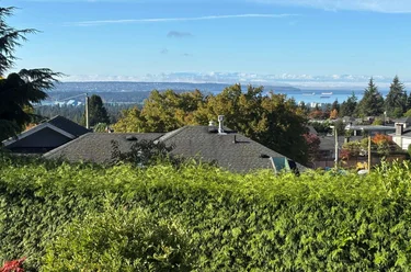 4243 Delbrook Ave, North Vancouver, BC - MLS: R3178111