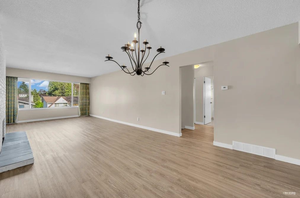 4249 - 4251 BARKER AVENUE, Burnaby BC V5G 3C3, Burnaby BC — Residential Income for Sale - Photo 5