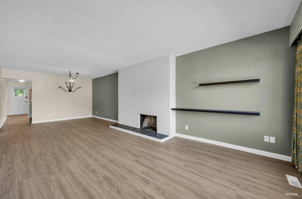 4249 - 4251 BARKER AVENUE, Burnaby BC V5G 3C3, Burnaby BC — Residential Income for Sale - Photo 6