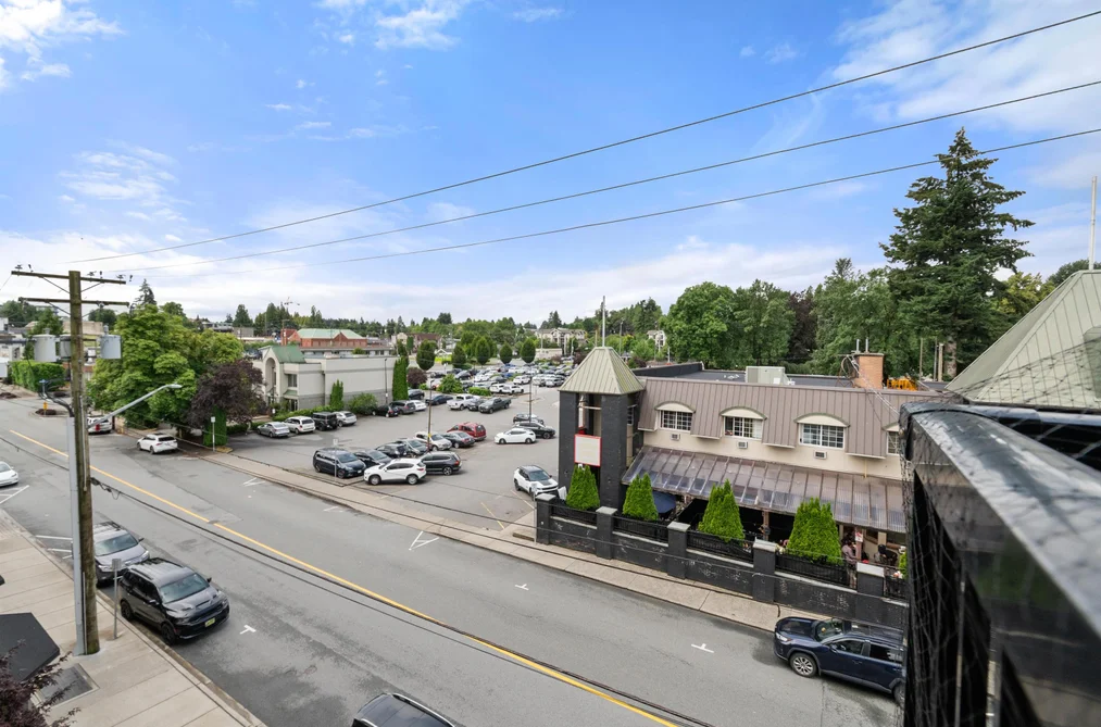 425 2493 MONTROSE AVENUE, Abbotsford, BC — Residential for Sale — Photo 36 of 38