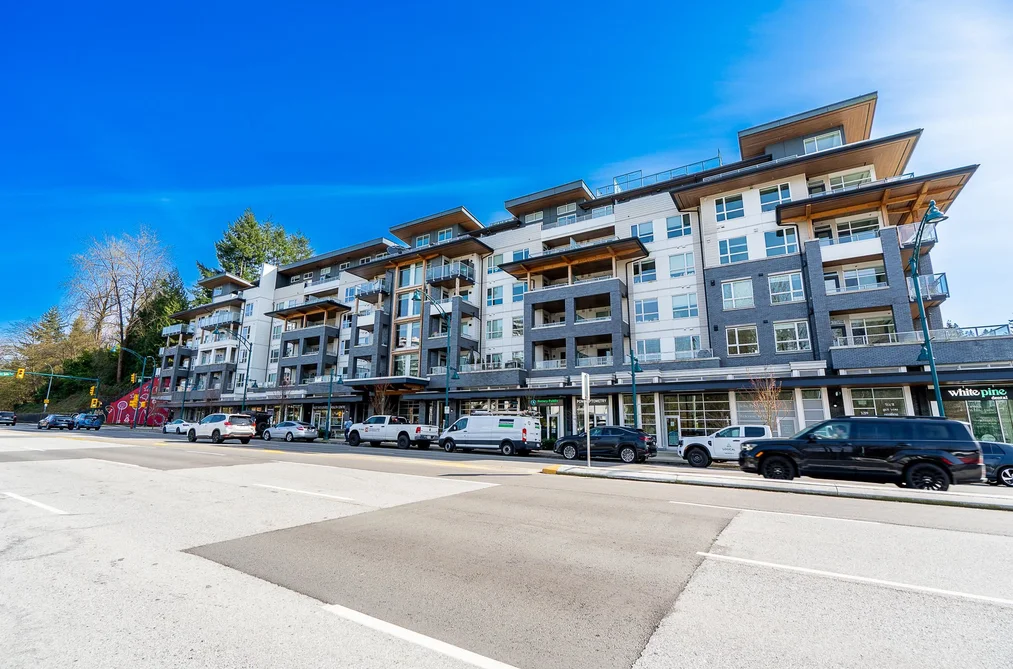 425 3229 ST JOHNS STREET, Port Moody BC V3H 0M4, Port Moody BC — Residential for Sale - Photo 2