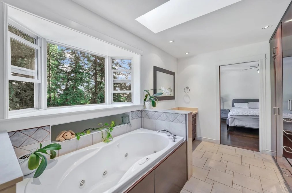 425 TEMPE CRESCENT, North Vancouver BC V7N 1E7, North Vancouver BC — Residential for Sale — Photo 11 of 38