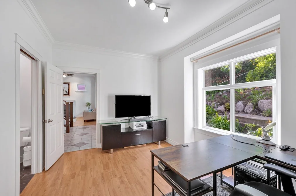 425 TEMPE CRESCENT, North Vancouver BC V7N 1E7, North Vancouver BC — Residential for Sale — Photo 21 of 38