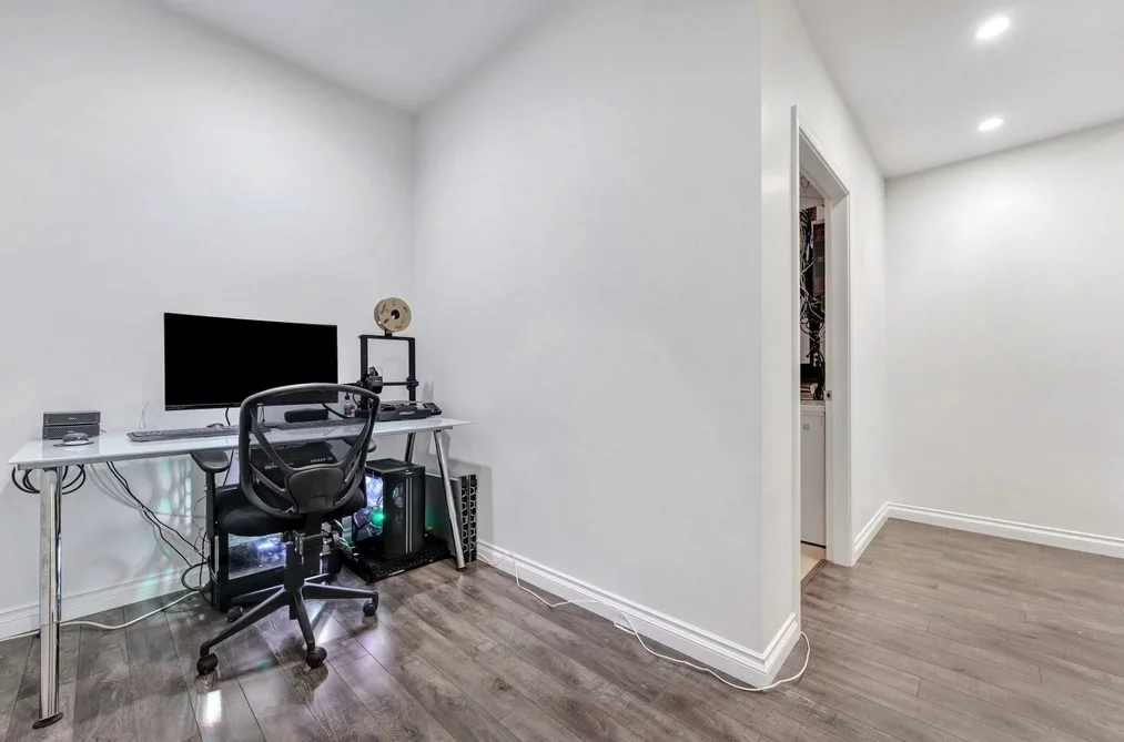 425 TEMPE CRESCENT, North Vancouver BC V7N 1E7, North Vancouver BC — Residential for Sale — Photo 29 of 38