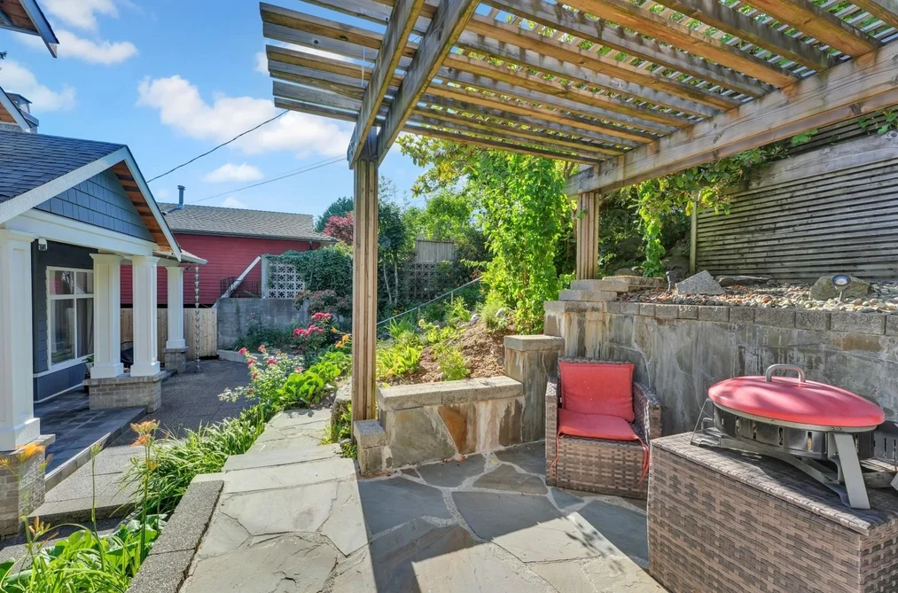 425 TEMPE CRESCENT, North Vancouver BC V7N 1E7, North Vancouver BC — Residential for Sale — Photo 30 of 38