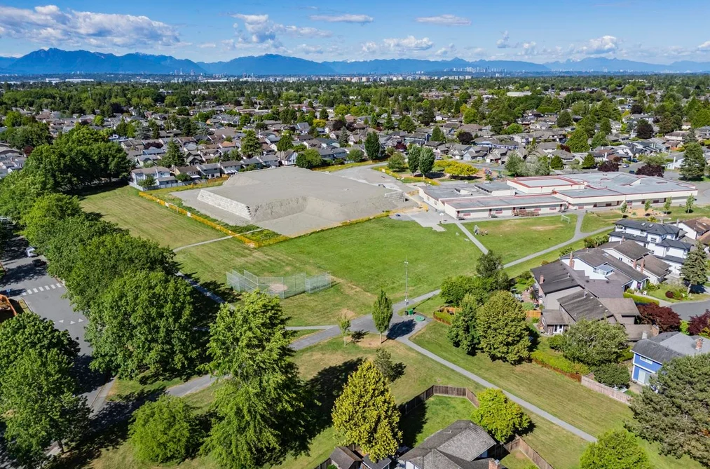 4251 CAMPOBELLO PLACE, Richmond BC V7E 5G5, Richmond BC — Residential for Sale — Photo 34 of 40