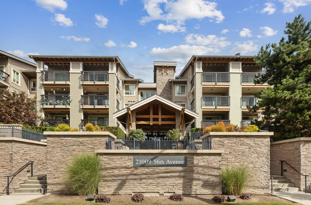 Condo for sale at 426 21009 56 Avenue Langley British Columbia - MLS: R3163201