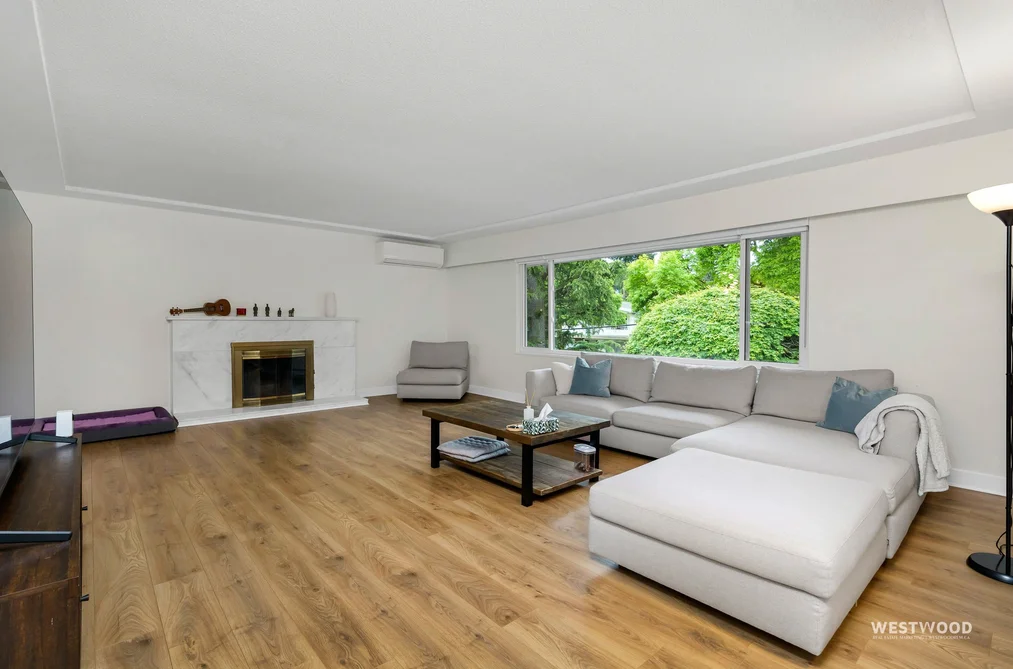 4264 ATLEE AVENUE, Burnaby BC V5G 3R6, Burnaby BC — Residential for Sale - Photo 2