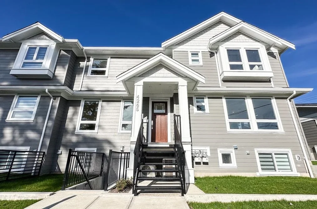Half Duplex for sale at 4265 Macdonald Avenue Burnaby British Columbia - MLS: R3112167