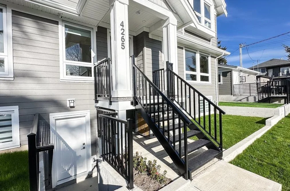 4265 MACDONALD AVENUE, Burnaby BC V5G 4V9, Burnaby BC — Residential for Sale - Photo 2