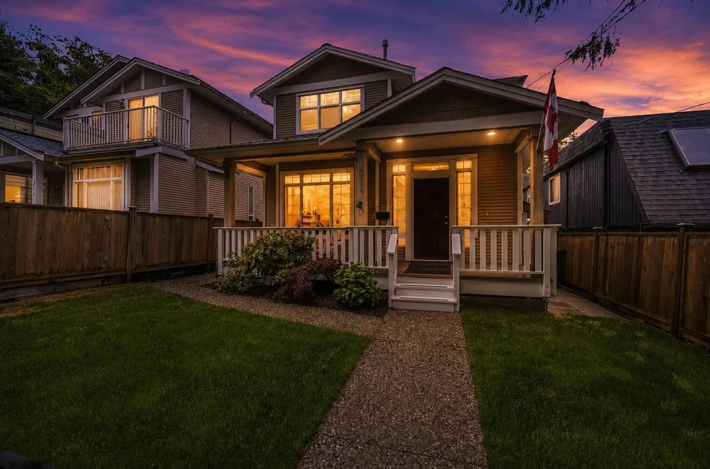 4268 HOSKINS ROAD, North Vancouver BC V7K 2P6, North Vancouver BC — Residential for Sale - Photo 2