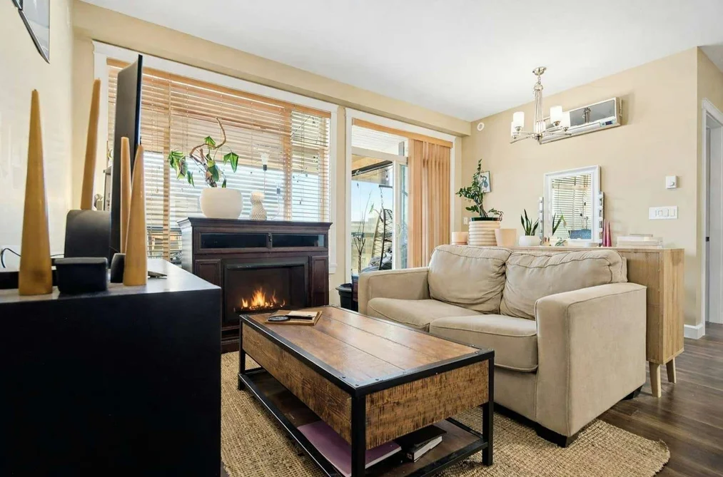 427 2860 TRETHEWEY STREET, Abbotsford BC V2T 0G5, Abbotsford BC — Residential for Sale - Photo 2