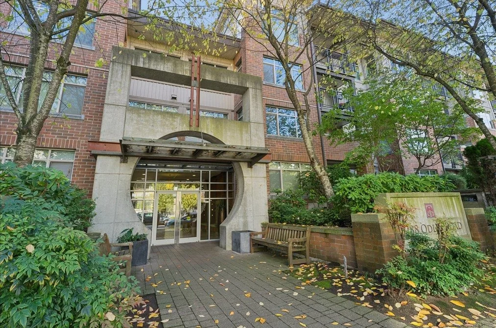 9288 Odlin Rd Unit 427, Richmond, BC - MLS: R3177095