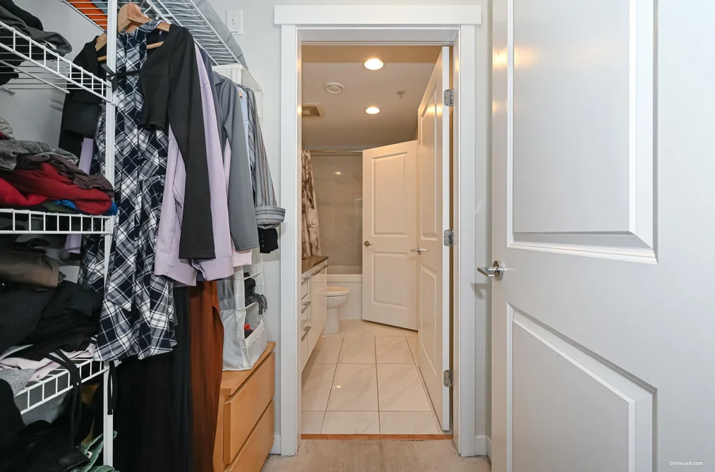 427 9551 ALEXANDRA ROAD, Richmond, BC — Residential for Sale — Photo 13 of 30