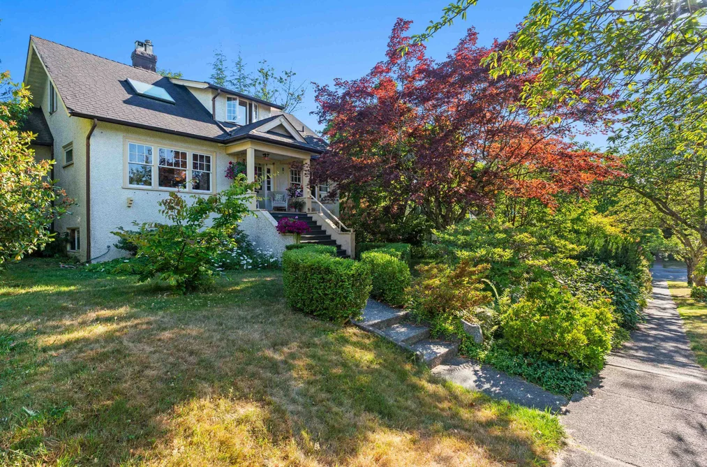 House for sale at 4278 W 12th Avenue Vancouver British Columbia - MLS: R3098253