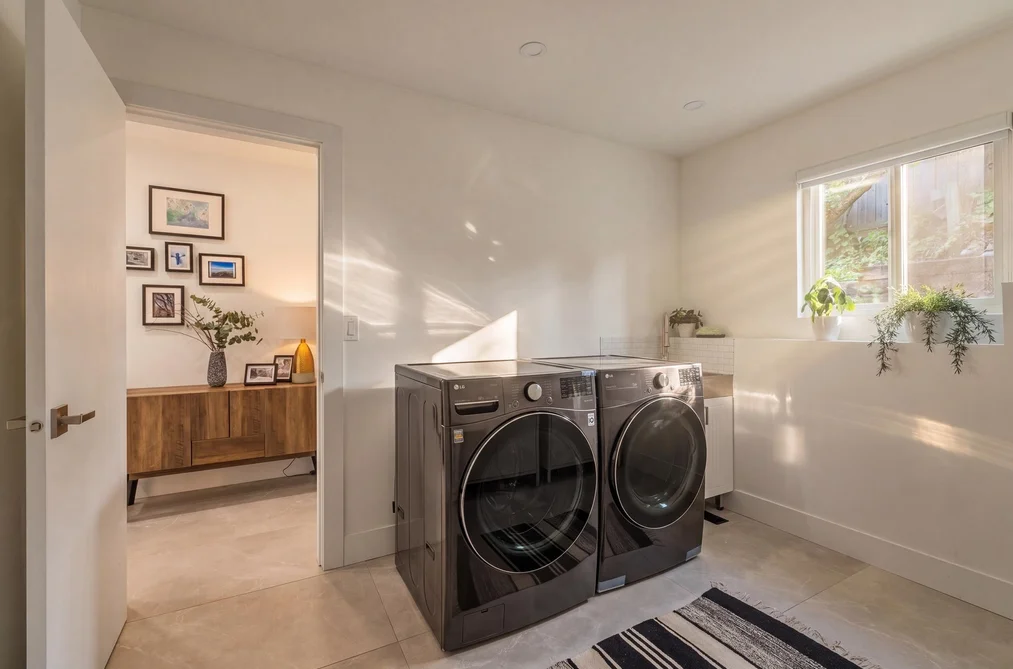 4283 CAPILANO ROAD, North Vancouver BC V7R 4J6, North Vancouver BC — Residential for Sale — Photo 15 of 33