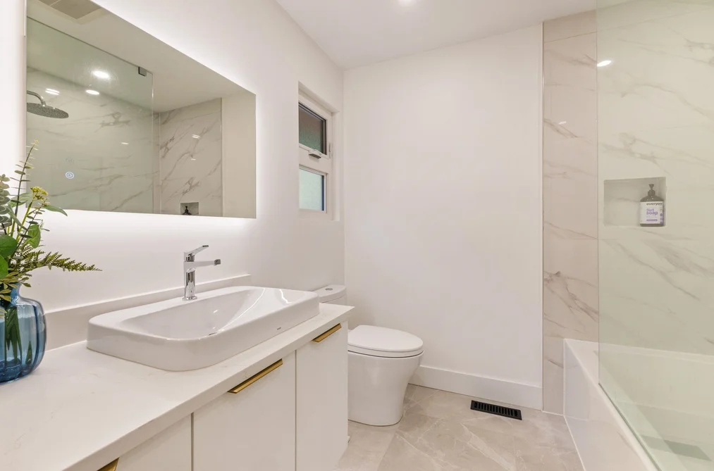 4283 CAPILANO ROAD, North Vancouver BC V7R 4J6, North Vancouver BC — Residential for Sale — Photo 25 of 33