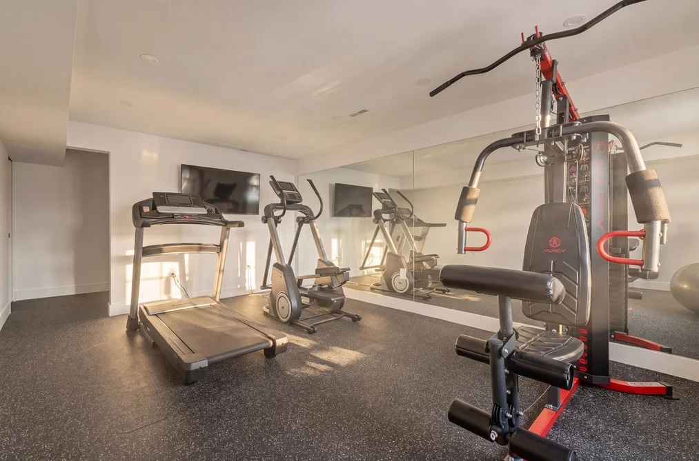 4283 CAPILANO ROAD, North Vancouver BC V7R 4J6, North Vancouver BC — Residential for Sale — Photo 30 of 33