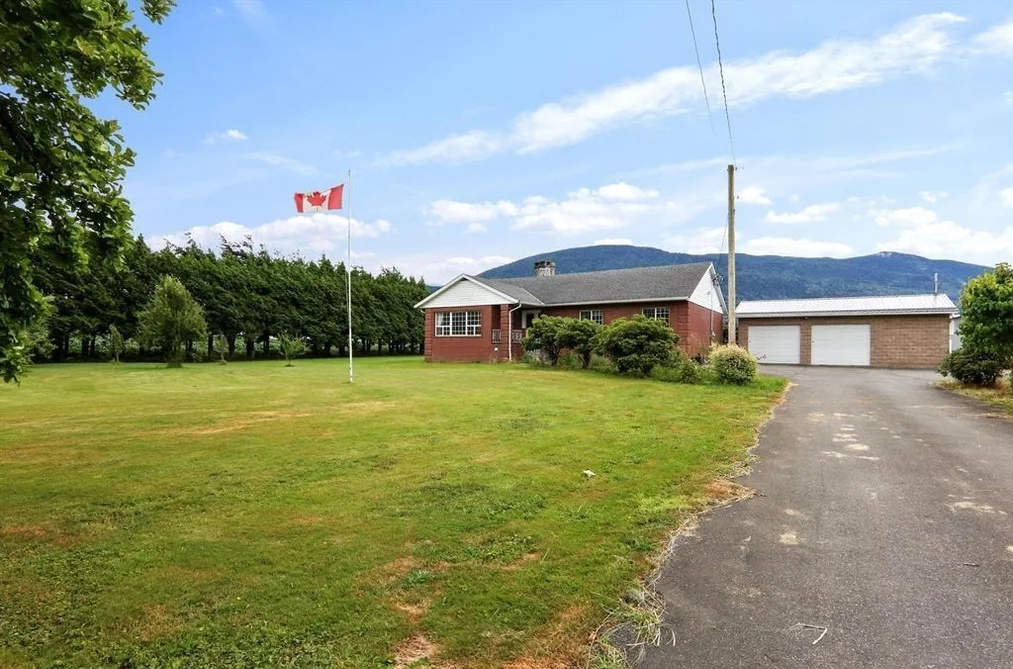 42832 KEITH WILSON ROAD, Chilliwack BC V2R 4B3, Chilliwack BC — Residential for Sale - Photo 2