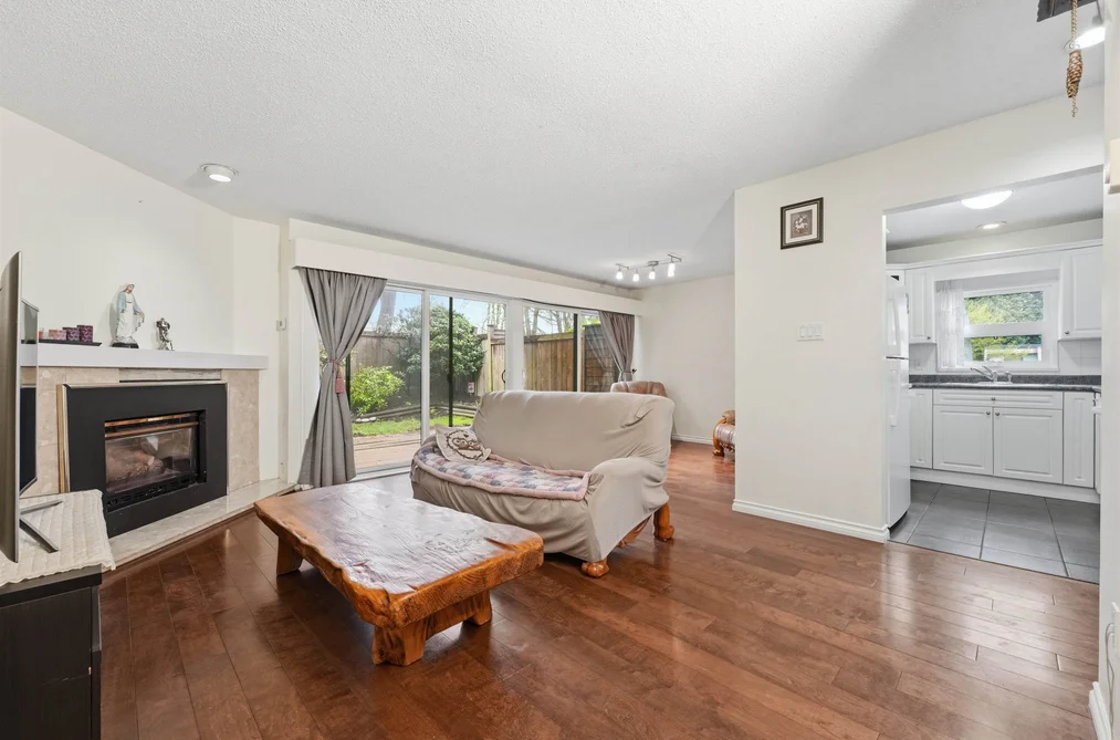 4290 BRIDGEWATER CRESCENT, Burnaby BC V3N 4M7, Burnaby BC — Residential for Sale - Photo 4