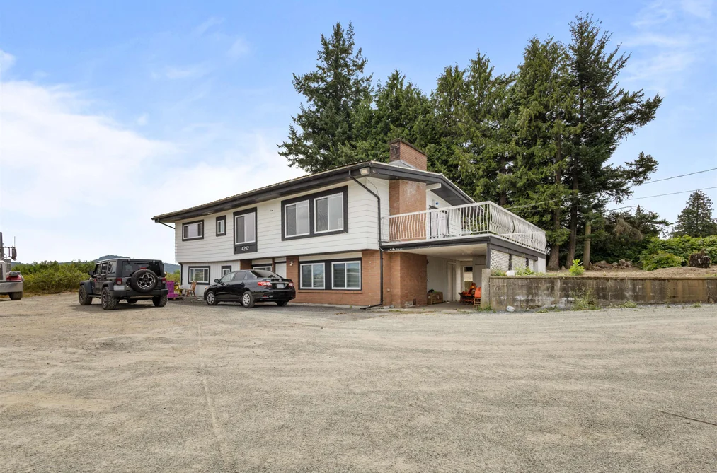 4292 SELDON ROAD, Abbotsford BC V2S 7T7, Abbotsford BC — Residential for Sale - Photo 2
