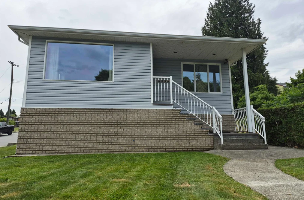 House for sale at 4298 Mcgill Street Burnaby British Columbia - MLS: R3133075