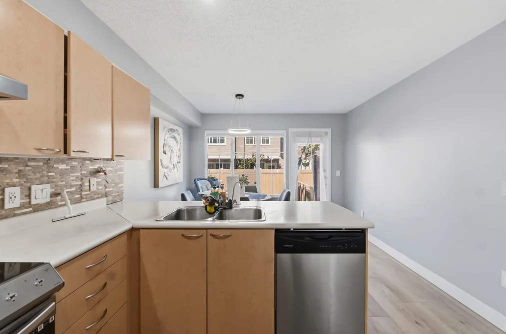 43 12778 66 AVENUE, Surrey BC V3K 1K9, Surrey BC — Residential for Sale — Photo 13 of 33