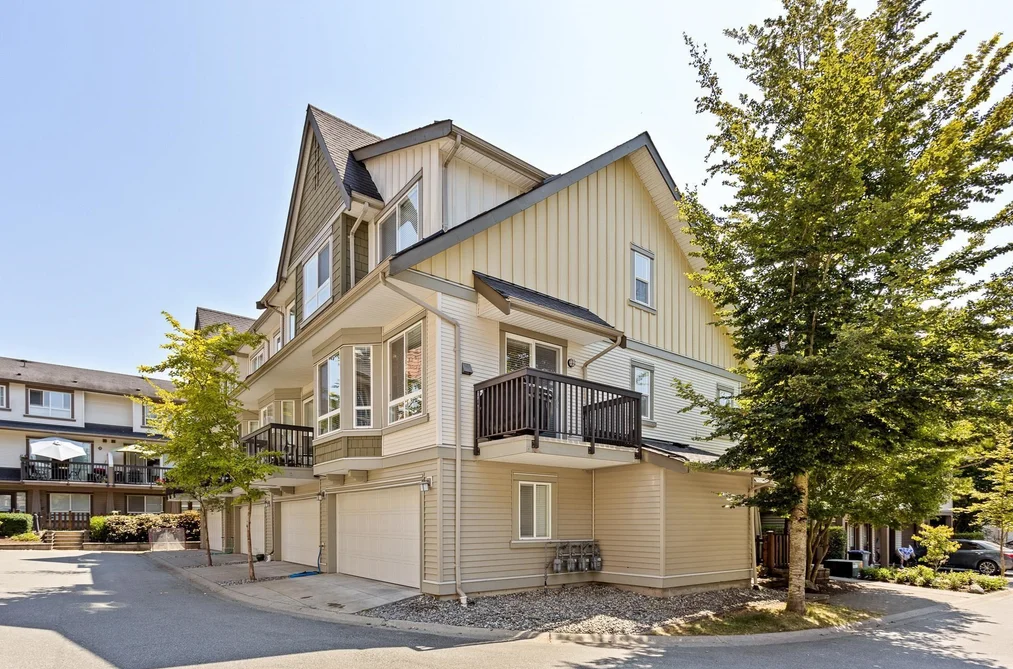 Townhouse for sale at 43 7155 189 Street Surrey British Columbia - MLS: R3077764