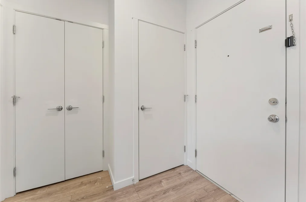430 13968 LAUREL DRIVE, Surrey BC V3T 0S9, Surrey BC — Residential for Sale - Photo 3