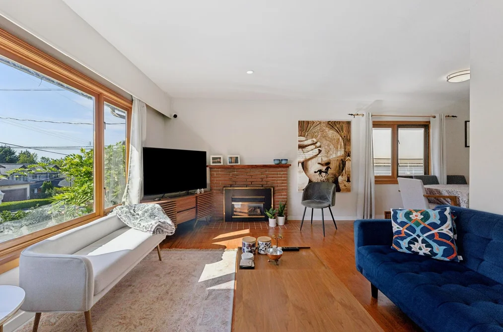 430 W KINGS ROAD, North Vancouver BC V7N 2M3, North Vancouver BC — Residential for Sale - Photo 4