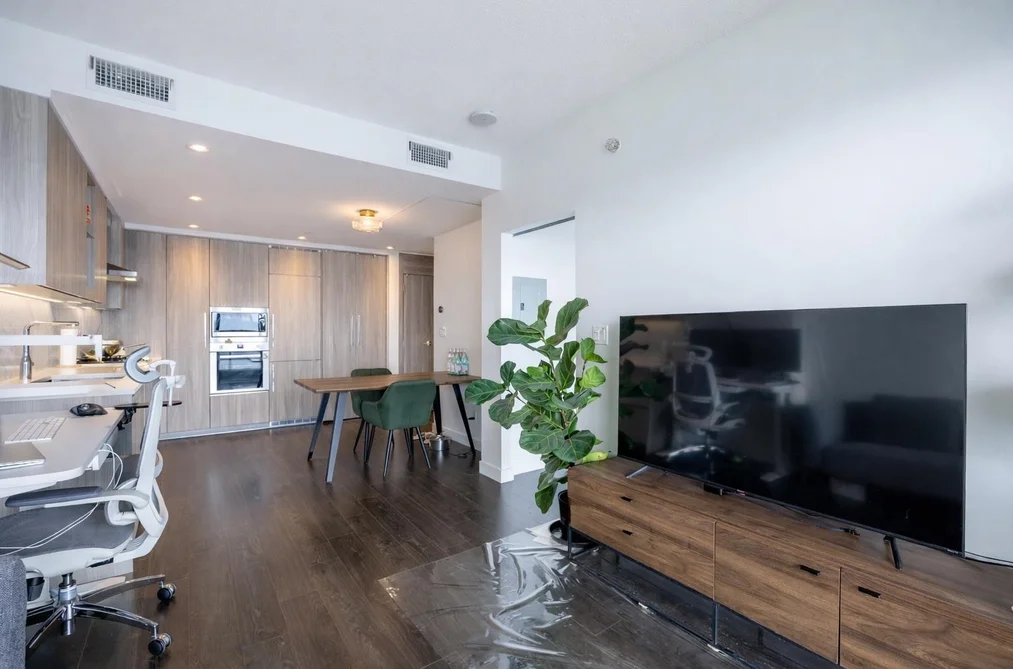 4309 4730 LOUGHEED HIGHWAY, Burnaby BC V5C 0M9, Burnaby BC — Residential for Sale - Photo 3