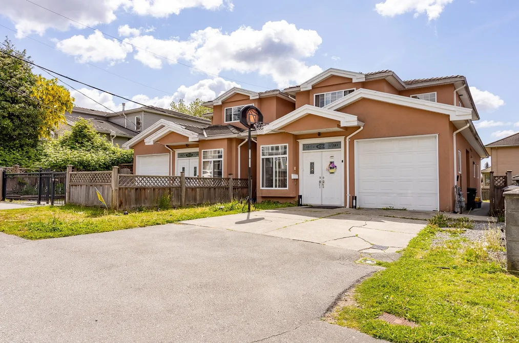 4316 HURST STREET, Burnaby BC V5J 1M9, Burnaby BC — Residential for Sale - Photo 2
