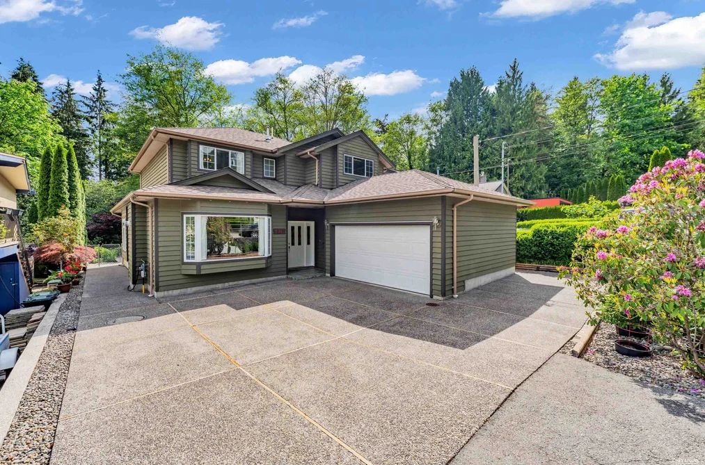 House for sale at 4317 Cliffmont Road North Vancouver British Columbia - MLS: R3125558