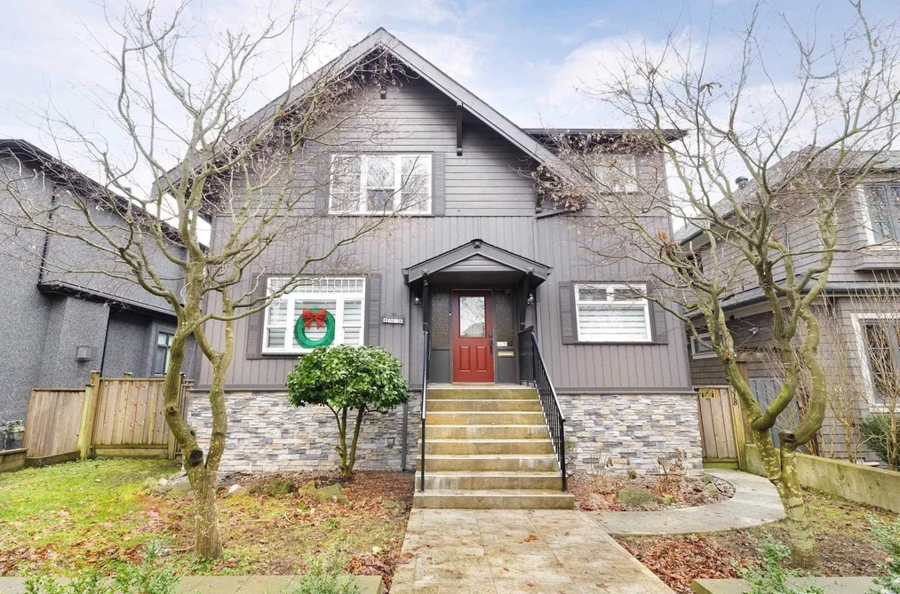 House for sale at 4318 W 11th Avenue Vancouver British Columbia - MLS: R3079630