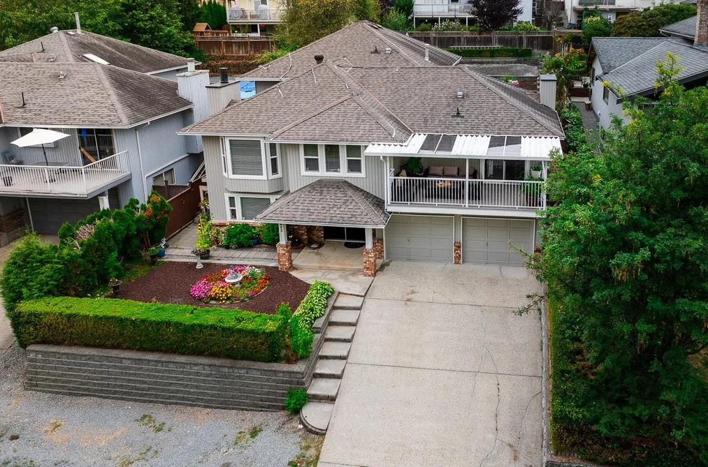 House for sale at 432 Riverview Crescent Coquitlam British Columbia - MLS: R3108045