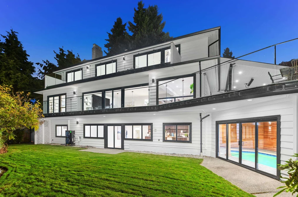 4325 Delbrook Ave, North Vancouver, BC - MLS: R3177843