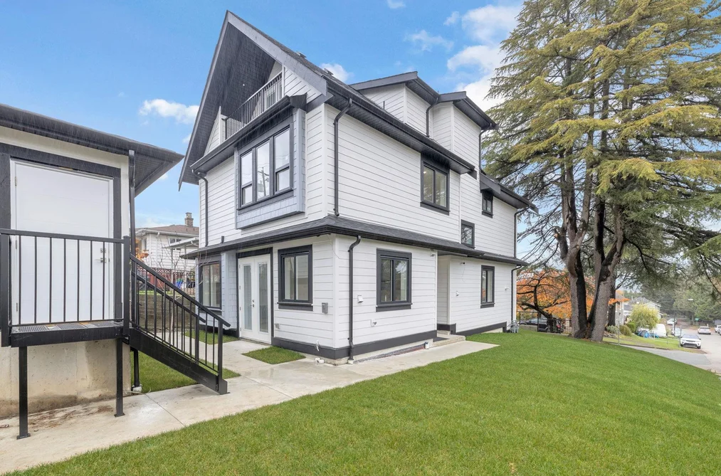 Half Duplex for sale at 4325 Kamloops Street Vancouver British Columbia - MLS: R3073234