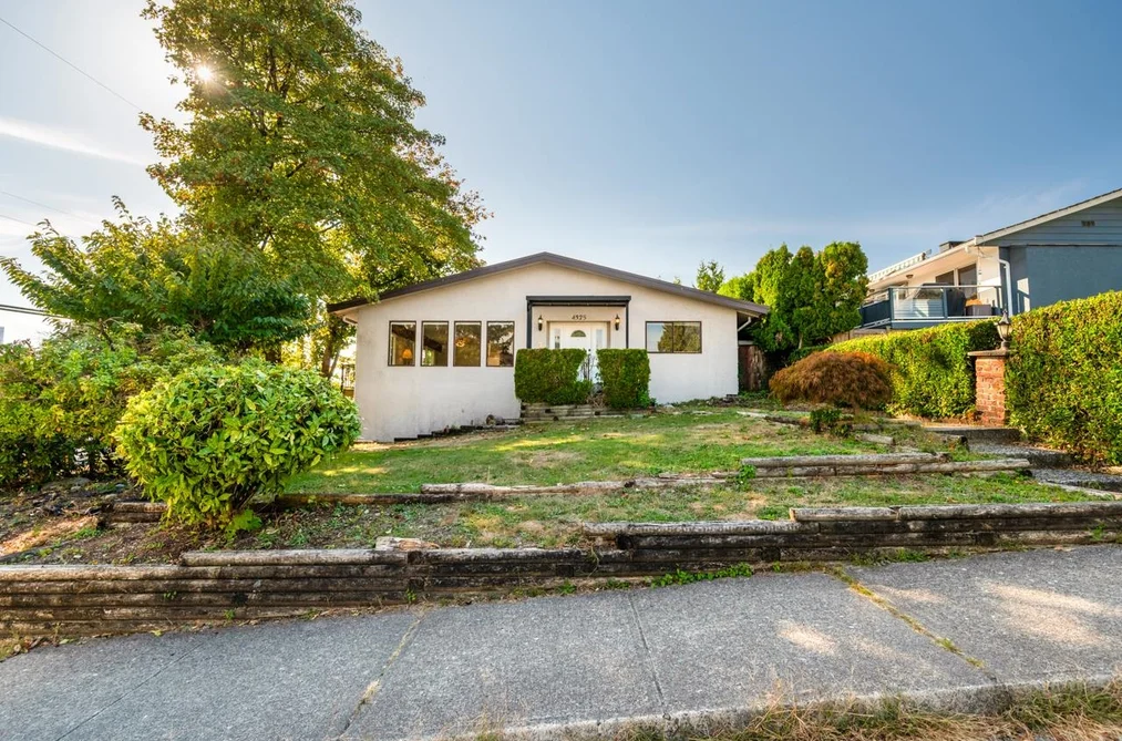 House for sale at 4325 Mahon Avenue Burnaby British Columbia - MLS: R3084678