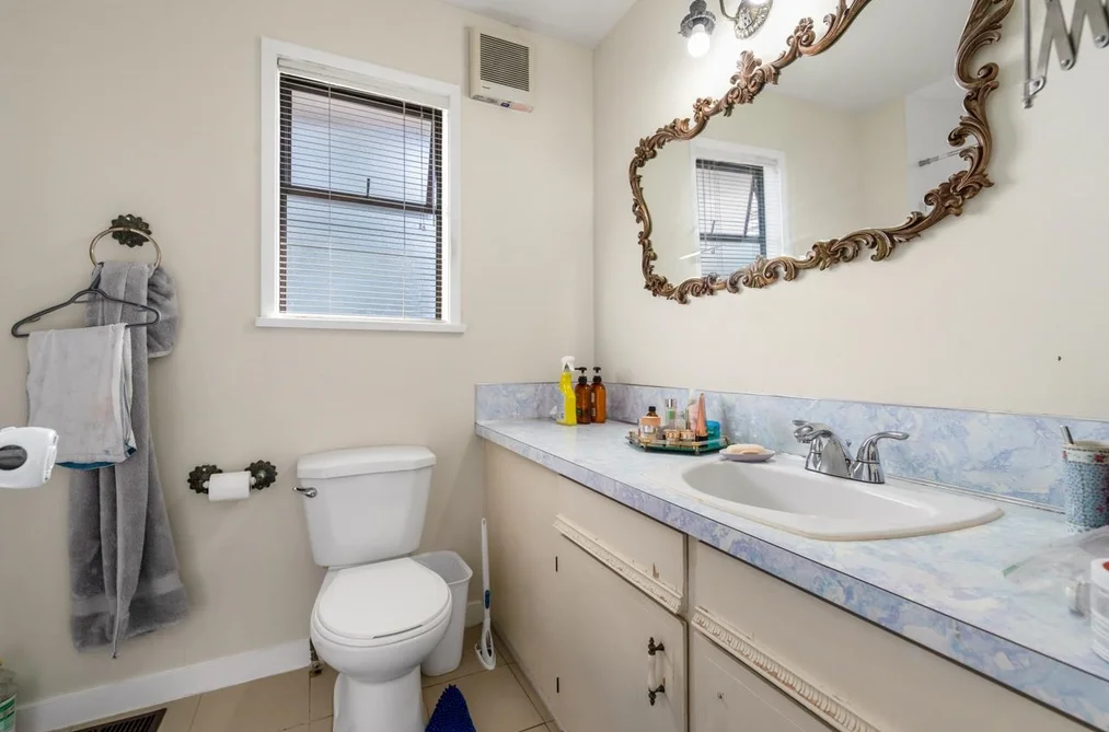 4325 Mahon Avenue, Burnaby, BC - House for Sale - Photo 21 of 33 4325 Mahon Avenue, Burnaby, BC - House for Sale - Photo 21 of 33