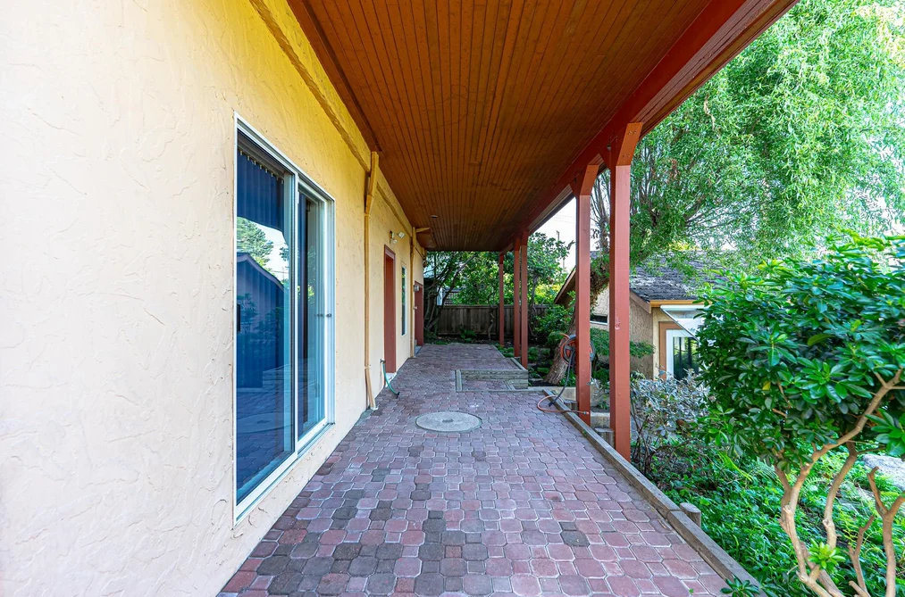 4327 LOCARNO CRESCENT, Vancouver BC V6R 1G2, Vancouver BC — Residential for Sale — Photo 5 of 17