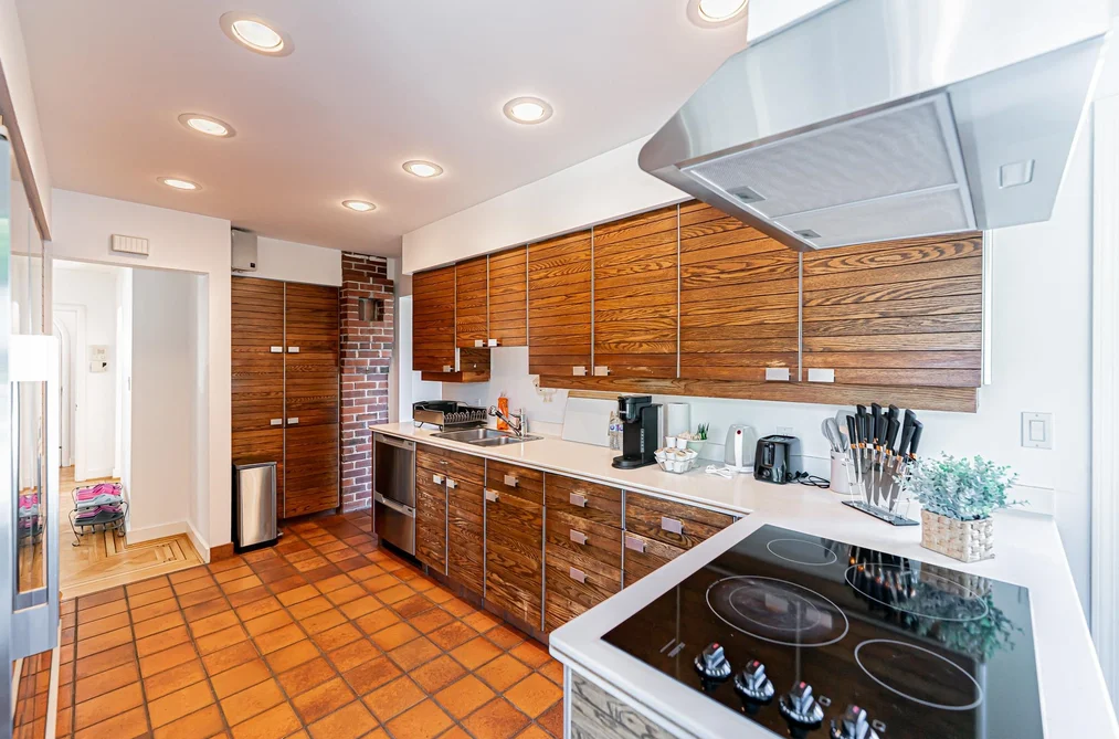 4327 LOCARNO CRESCENT, Vancouver BC V6R 1G2, Vancouver BC — Residential for Sale — Photo 8 of 17